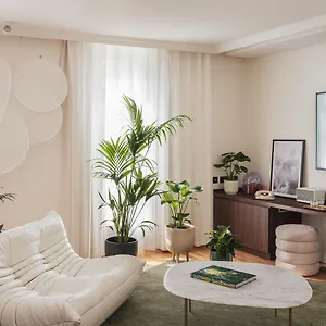 Hotel Seven, París