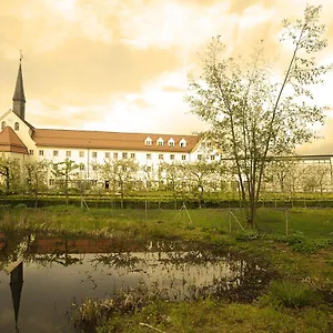 kapuzinerhof-seminar-und-kongresshotel.com-bavaria.com/