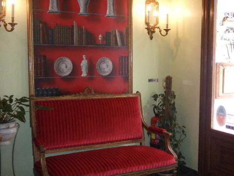 Hotel Maxim Opera Paris